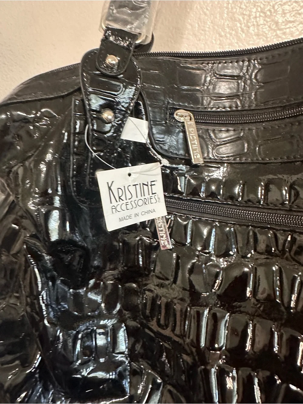 Kristine Accessories tote glossy